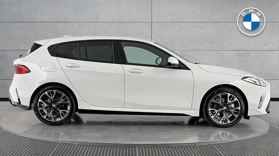 Used BMW 120 M Sport 168 HP (123 kW) 2025 White Hatchback