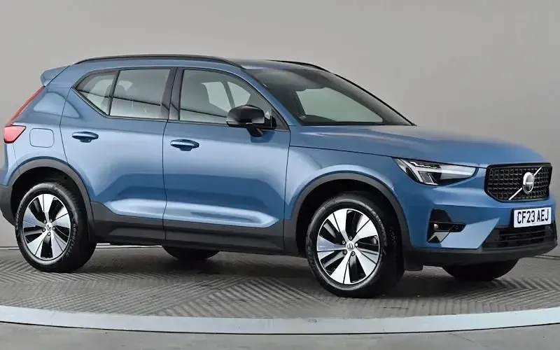 Used Volvo XC40 Plus 211 HP (155 kW) 2023 SUV