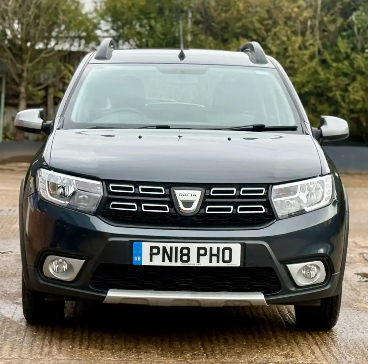 Begagnad Dacia Sandero Ambiance 90 HK (66 kW) 2018 Grå Halvkombi