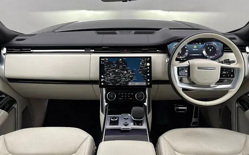 Used Land Rover Range Rover Autobiography 350 HP (257 kW) 2022 Santorini black SUV