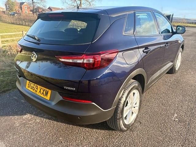 Used Vauxhall Grandland X S 130 HP (95 kW) 2019 Blue SUV
