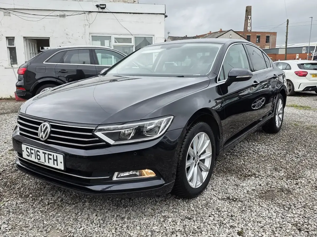 Used VW Passat Business 120 HP (88 kW) 2016 Black Sedan