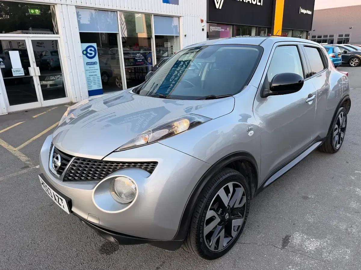 Used Nissan Juke N-TEC 110 HP (80 kW) 2013 Silver SUV