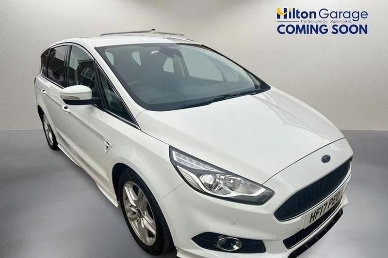 Used Ford S-MAX Sport 180 HP (132 kW) 2017 White MPV