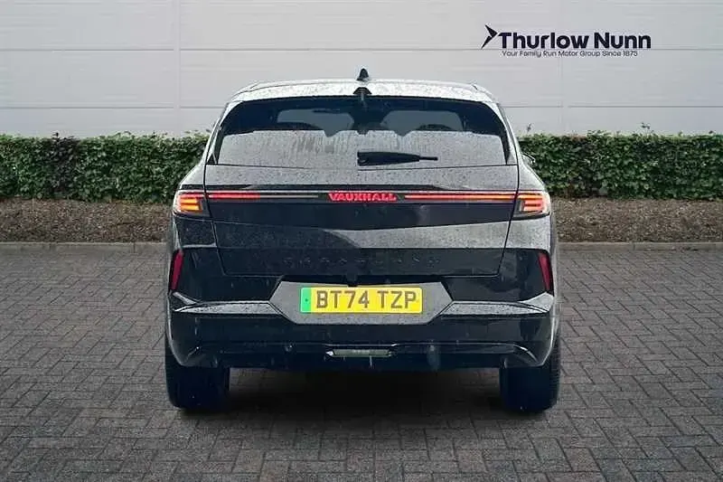 Used Vauxhall Grandland Ultimate 156 kW (213 HP) 2024 Black SUV