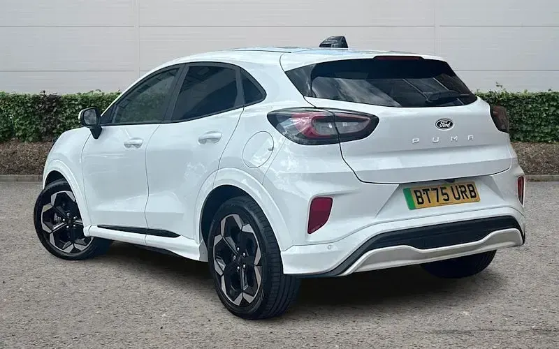 Used Ford Puma Gen-E Premium 122 kW (167 HP) 2025 White SUV