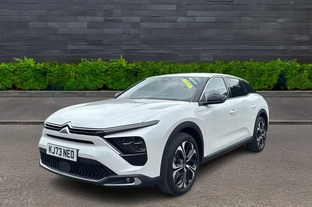 Used Citroën C5 PureTech 2024 White Estate