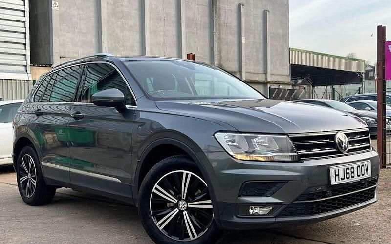Grey Used 2018 VW Tiguan SE SUV | £14,000 (Good price) - Image 1/4