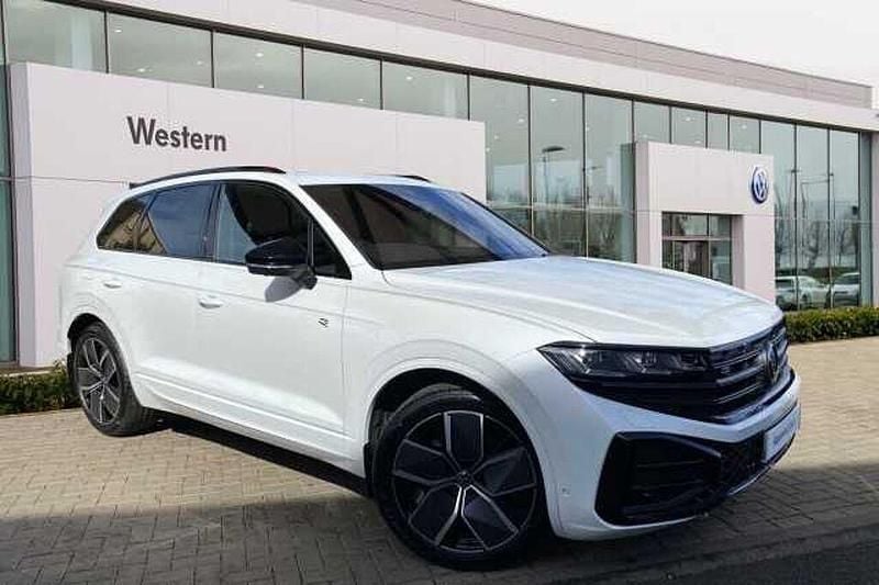 White Used 2025 VW Touareg Black Edition SUV | £66,890 - Image 1/4