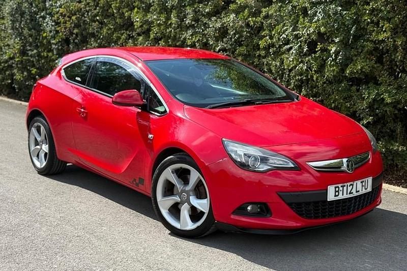 Used 2012 Vauxhall Astra GTC SRi Coupe | £1,995 (Super price) - Image 1/1
