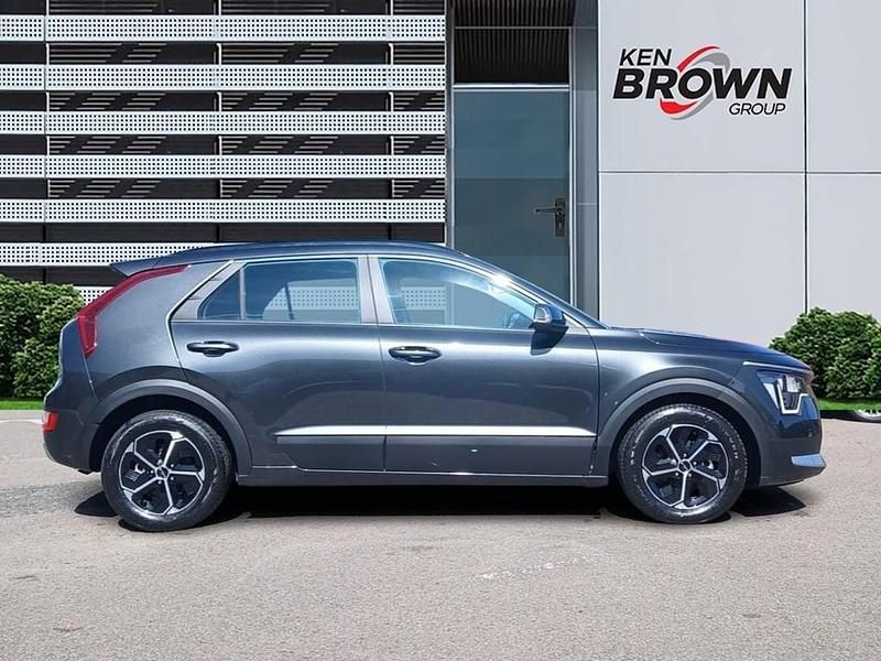 New Kia Niro 2025 Grey SUV