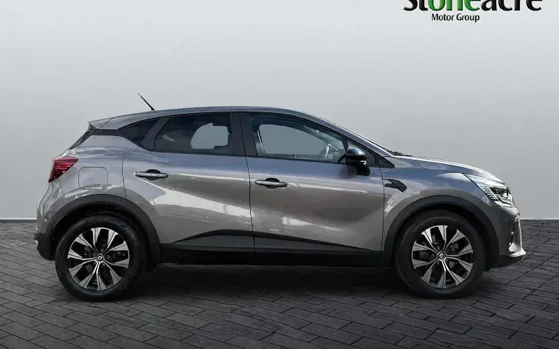 Used Renault Captur Evolution 143 HP (105 kW) 2024 SUV