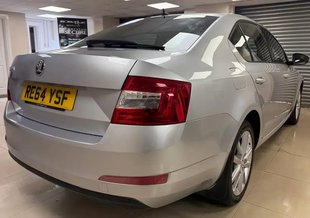 Used Skoda Octavia Elegance 150 HP (110 kW) 2014 Multicolour Estate