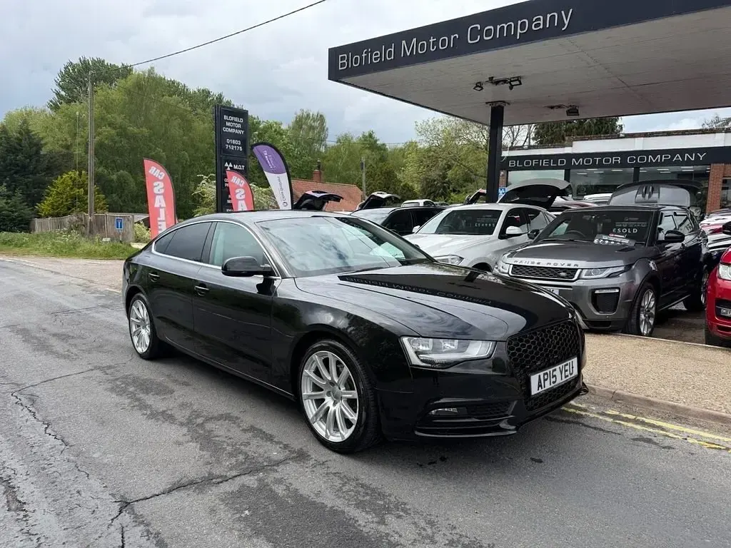 Usado Audi A5 Sportback 177 CV (130 kW) 2015 Negro Utilitario