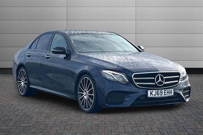 Used Mercedes E300 AMG line 245 HP (180 kW) 2020 Cavansite blue Sedan