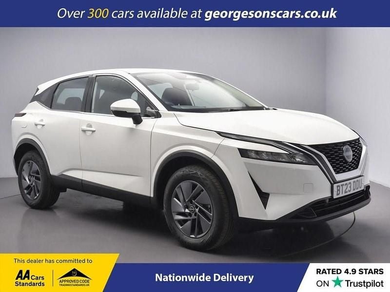 White Used 2023 Nissan Qashqai Acenta Premium SUV | £19,950 (Good price) - Image 1/4