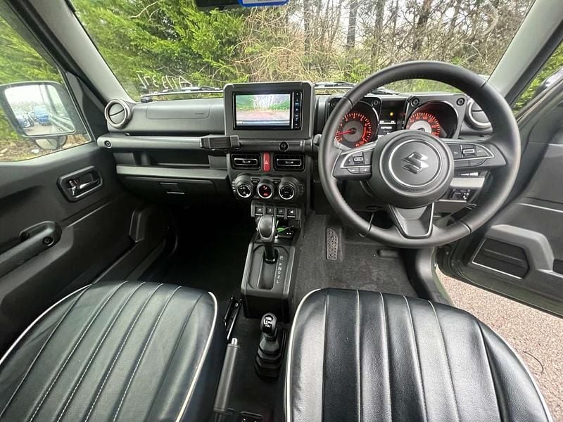 Used Suzuki Jimny 101 HP (74 kW) 2019 Green SUV