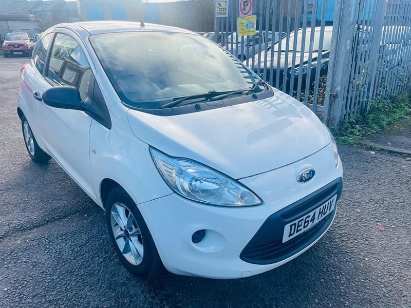 Used Ford Ka Studio 69 HP (50 kW) 2014 White Hatchback