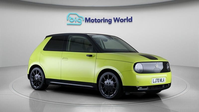 Used 2020 Honda e Advance Hatchback | £13,100 (Fair price) - Image 1/4