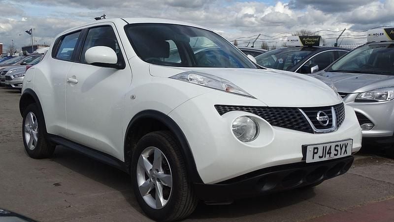 White Used 2014 Nissan Juke Visia SUV | £3,500 (Good price) - Image 1/3
