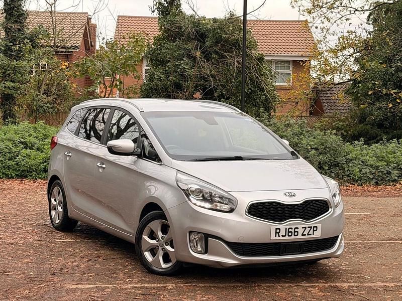 Silver Used 2017 Kia Carens MPV | £2,950 - Image 1/4