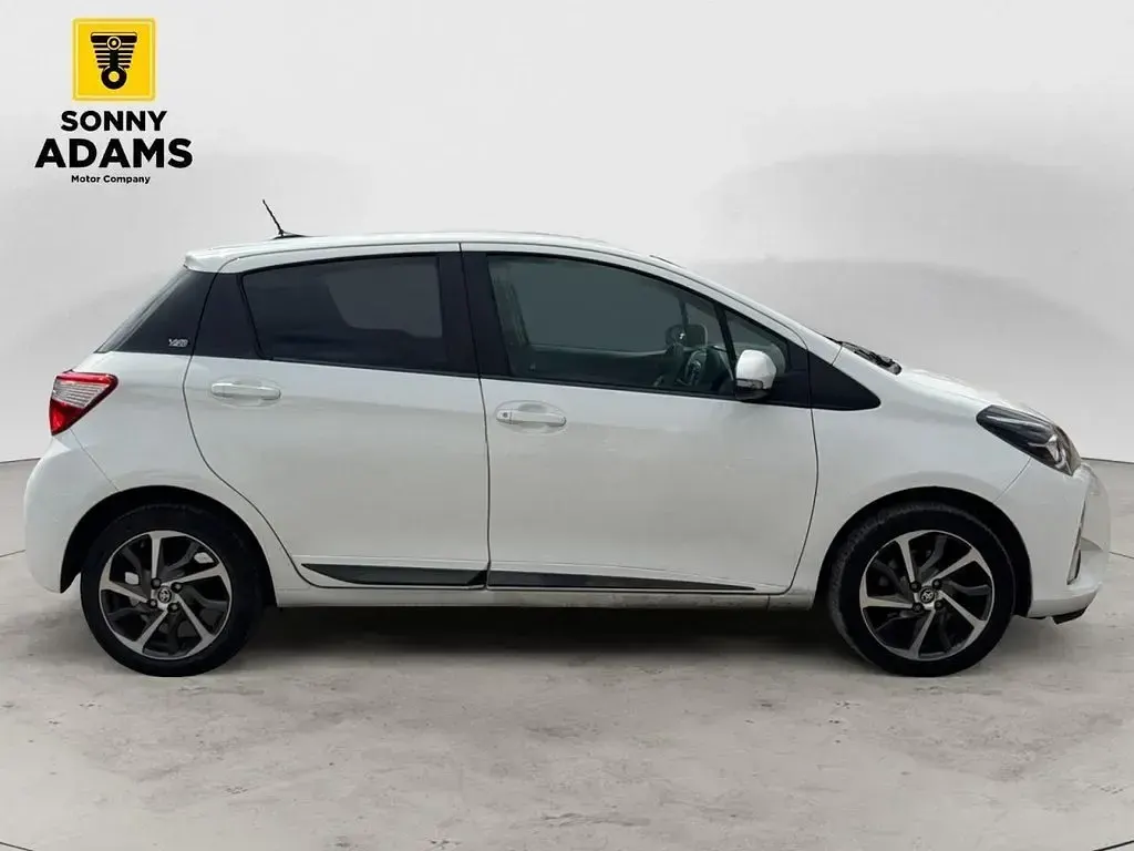 Used Toyota Yaris 2020 White Hatchback
