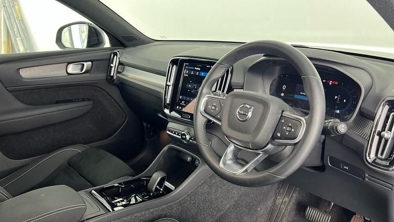 Used Volvo XC40 Plus 2024 Silver SUV