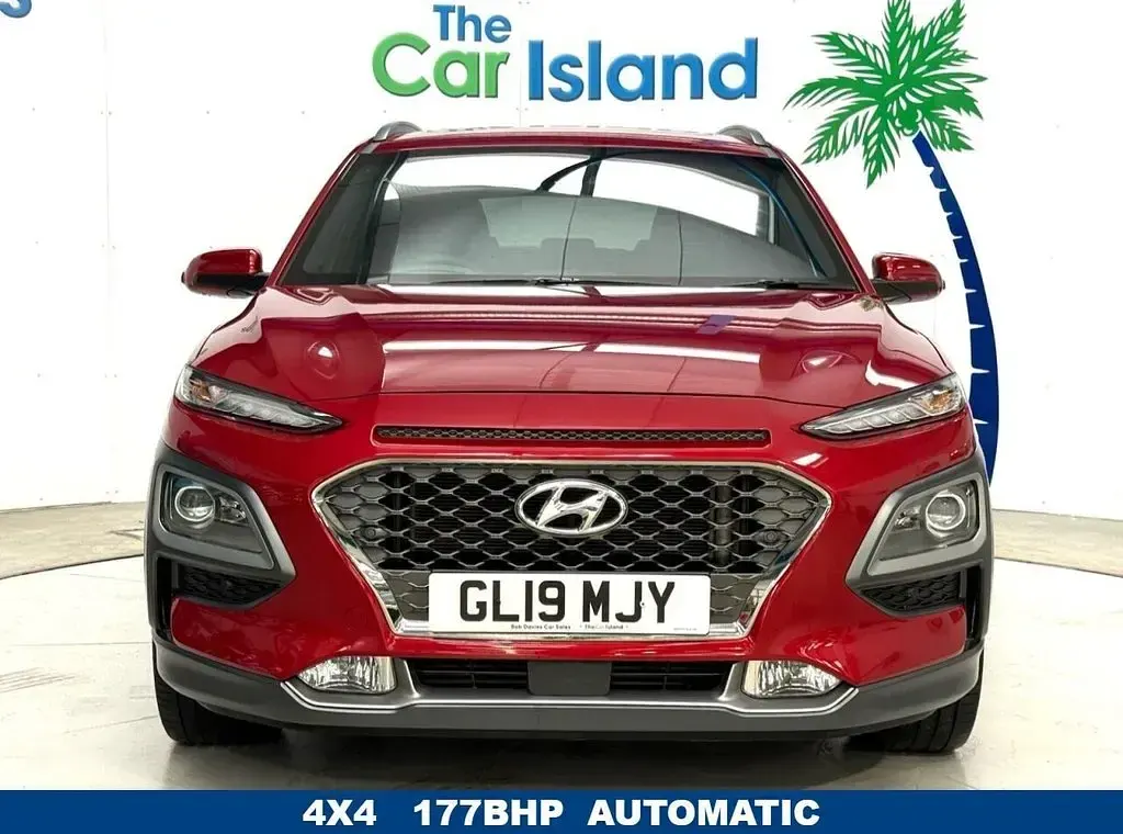 Używany Hyundai Kona Premium 177 KM (130 kW) 2019 Czerwony SUV