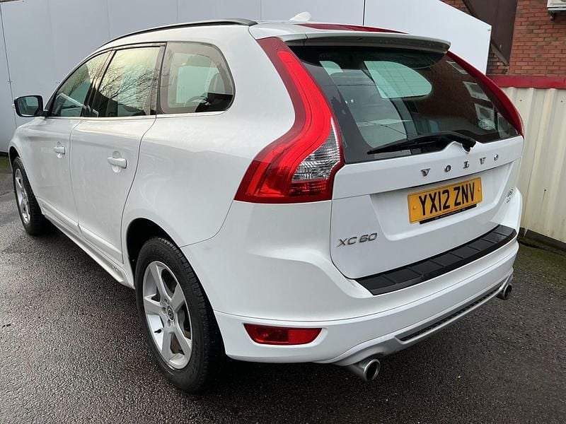 Used Volvo XC60 R-Design 163 HP (119 kW) 2012 White SUV