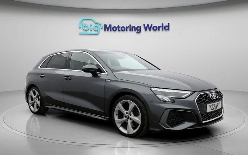 Used Audi A3 Sportback S-Line 150 HP (110 kW) 2024 Hatchback