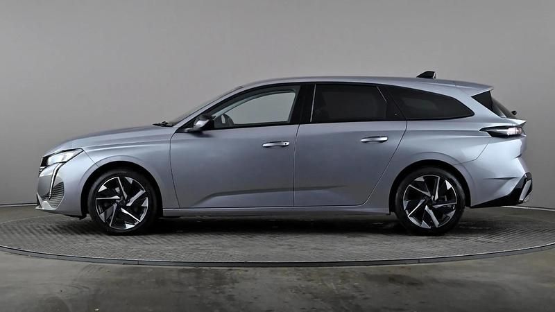 Used Peugeot 308 Active Premium 131 HP (96 kW) 2022 Grey Estate