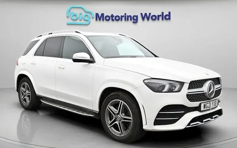 Usado Mercedes GLE300 AMG line 245 HP (180 kW) 2021 Carrinha
