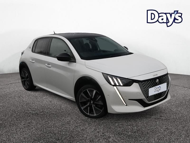 Used Peugeot e-208 GTi 100 kW (136 HP) 2022 White Hatchback