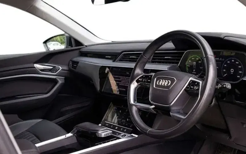 Used Audi e-tron Sportback Design 230 kW (313 HP) 2022 Blue SUV