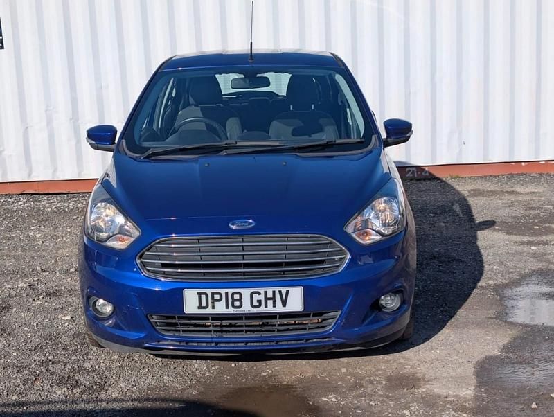 Used Ford Ka Plus Zetec 70 HP (51 kW) 2018 Blue Hatchback