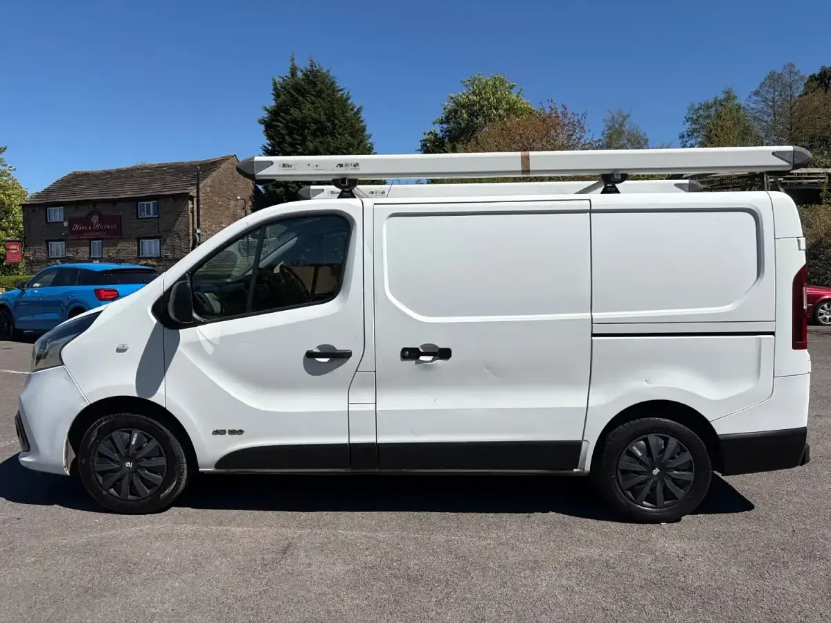 Usado Renault Trafic Business 2015 Branco Monovolume