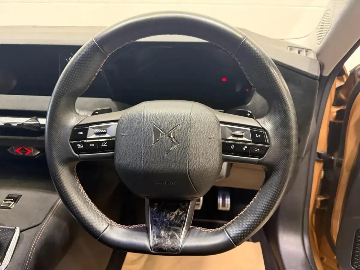 Used DS Automobiles DS4 Performance 129 HP (94 kW) 2022 Gold SUV
