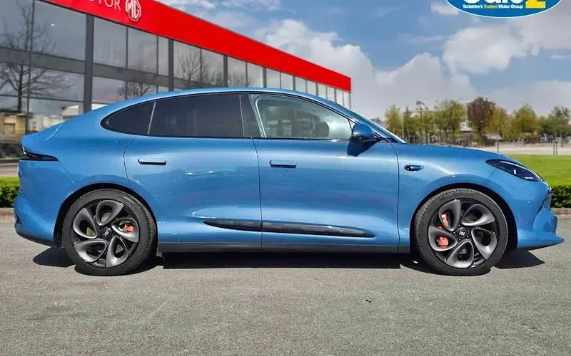 New MG IM6 553 kW (752 HP) 2026 SUV