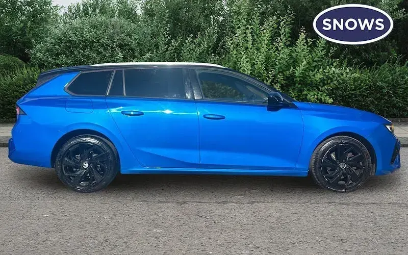 Used Vauxhall Astra 131 HP (96 kW) 2026 Estate