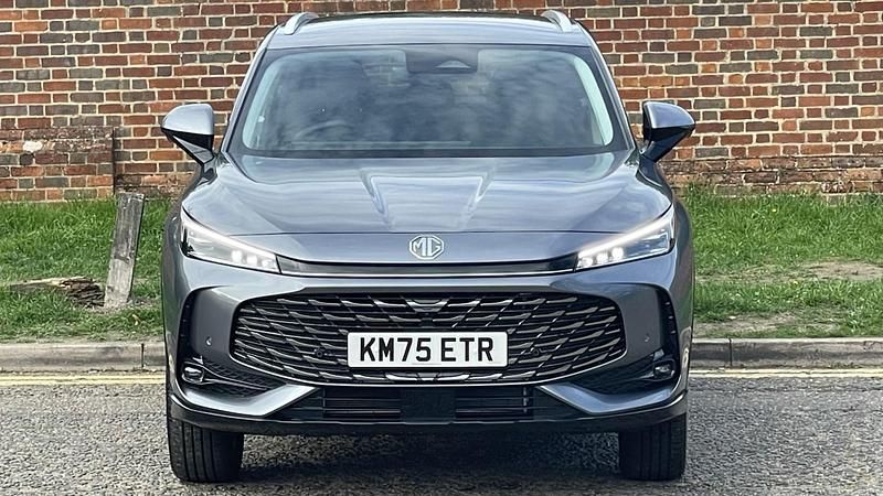 Used MG HS SE 167 HP (122 kW) 2025 White SUV