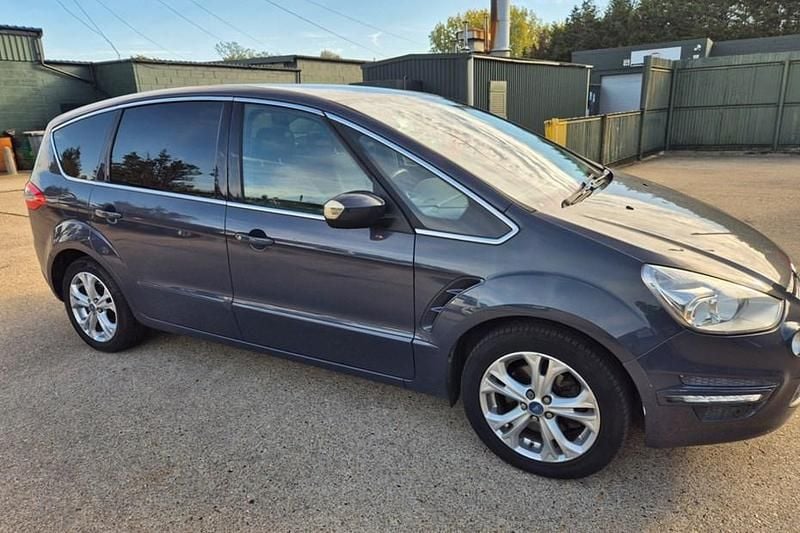Grey Used 2012 Ford S-MAX Titanium MPV | £3,000 (Good price) - Image 1/1