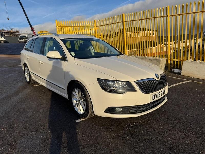 Used Skoda Superb GreenLine 2013 White Estate