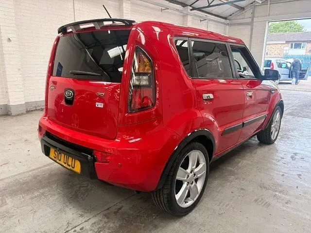 Used Kia Soul 126 HP (92 kW) 2009 Red SUV