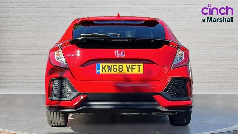 Begagnad Honda Civic SR 120 HK (88 kW) 2018 Röd Halvkombi