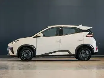 New BYD Dolphin Active 69 kW (95 HP) 2026 White Hatchback