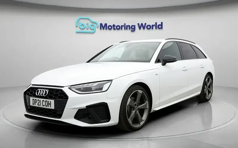 Used Audi A4 Black Edition 150 HP (110 kW) 2021 White Estate
