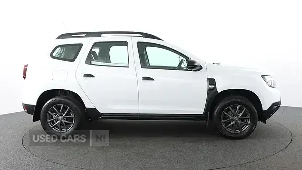 Usado Dacia Duster Essentiel 91 HP (66 kW) 2022 Branco SUV