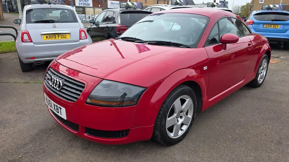 Used Audi TT 225 HP (165 kW) 2001 Red Coupe
