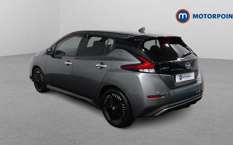 Used Nissan Leaf N-Connecta 110 kW (150 HP) 2025 Hatchback
