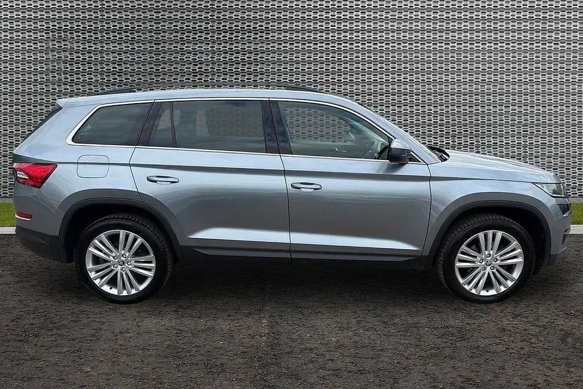 Usado Skoda Kodiaq SE L 110 CV (80 kW) 2020 Gris SUV